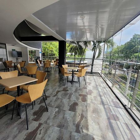 Hotel Med 33 Medellin Ngoại thất bức ảnh