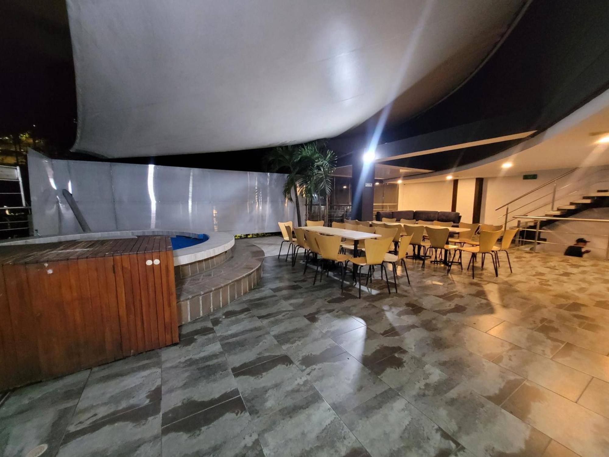 Hotel Med 33 Medellin Ngoại thất bức ảnh